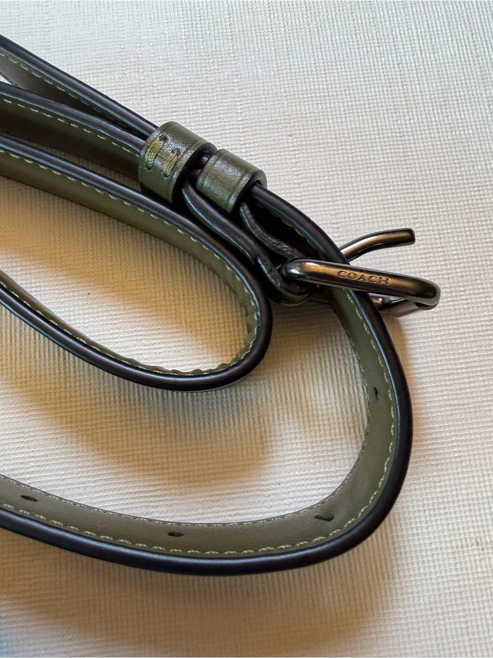Olive Green vintage and rare Coach Leather & Suede Crossbody Bag - Picture 6 of 10